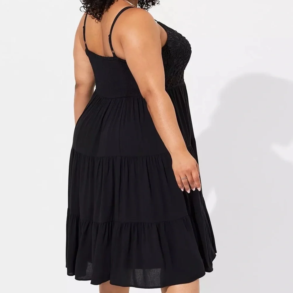 Torrid Midi Crinkle Gauze Lace Bodice Sleeveless Dress Deep Black Size 4 NWT - Picture 2 of 10